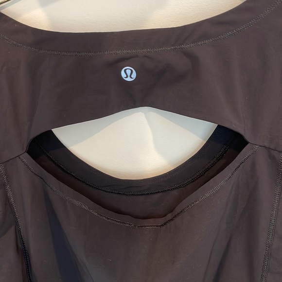 Vintage Lululemon top size 8 black - Picture 5 of 5